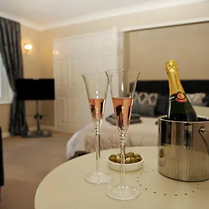 Apartment Centre Close To, Bournemouth